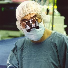 吉川晃司のチームバチスタモデル医師は心臓外科の須磨久善で経歴が凄い なぜ狭心症になった原因や症状は マイベストフォーユー